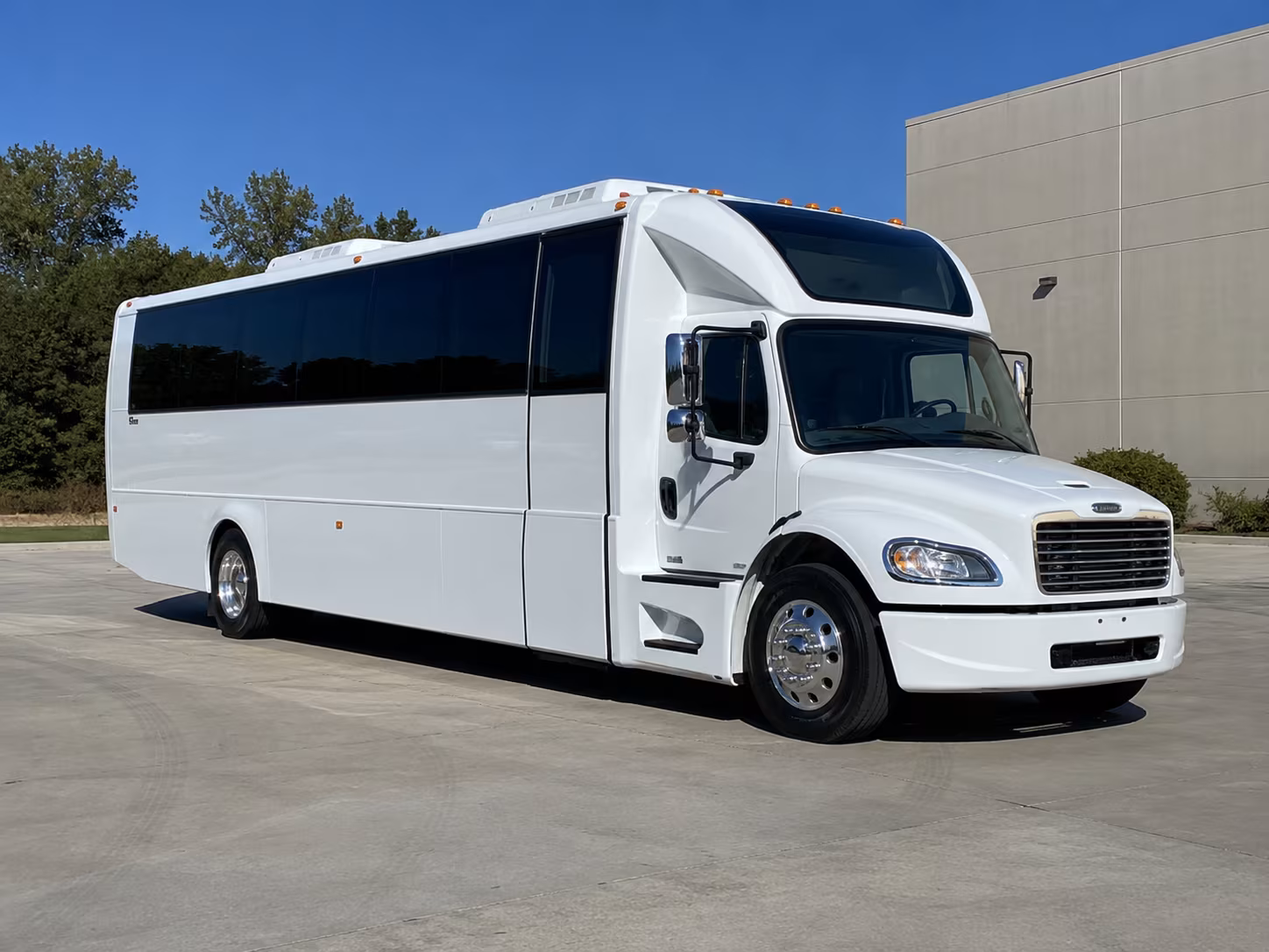 delray beach 28 passenger party bus