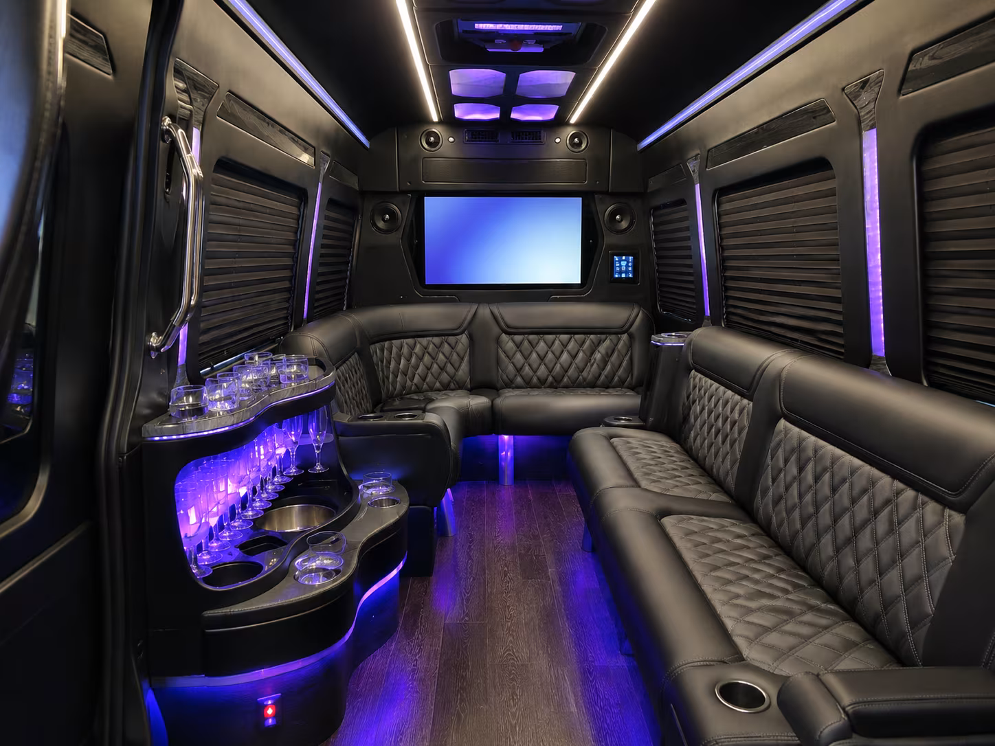 delraybeachcharterbuscompany com makes pilgrimages and regional conference travel from delray beach easy