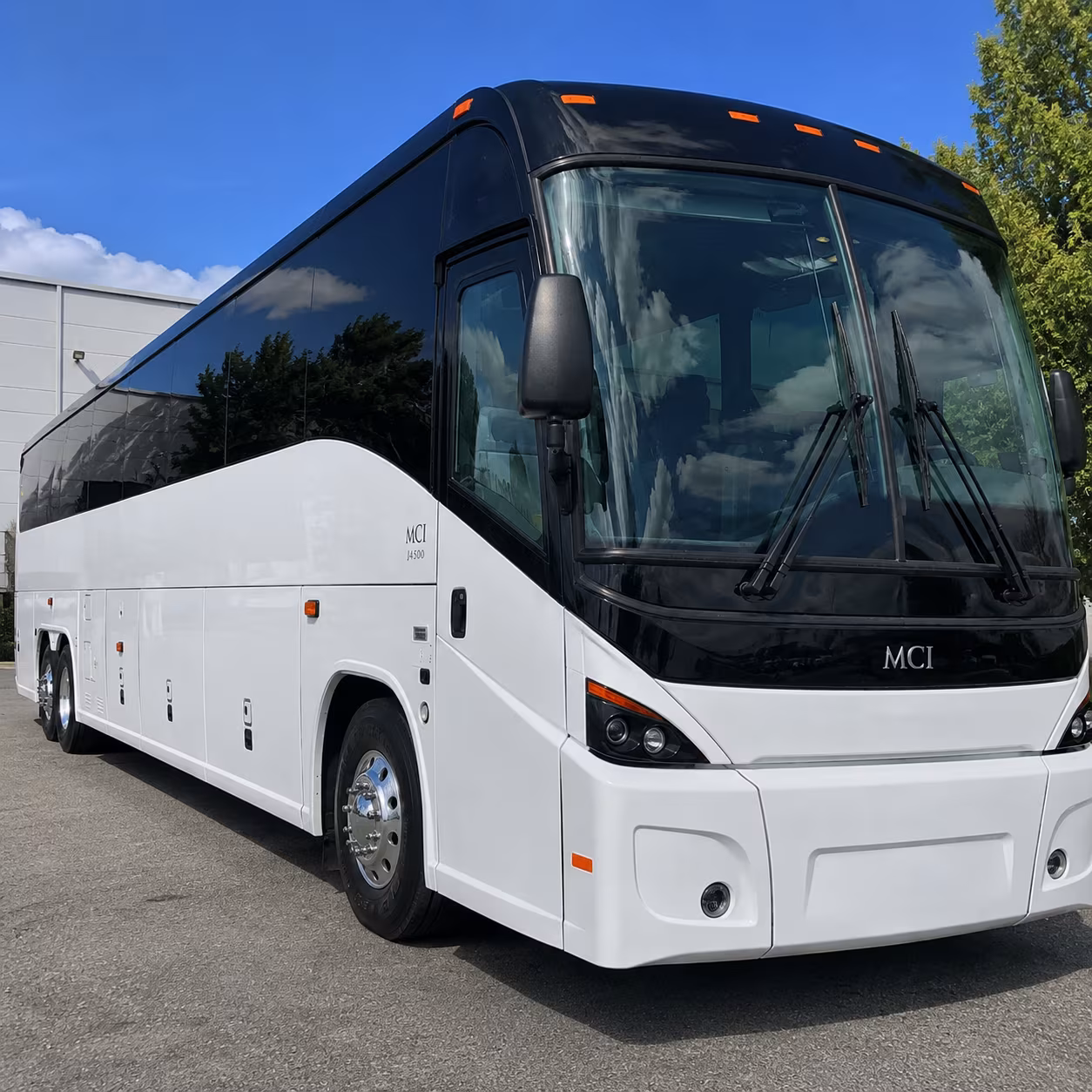 hollywood plan your group transportation with hollywood long distance charter bus rentals